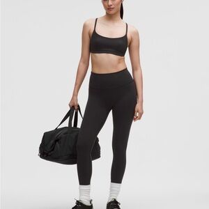 Lululemon Wunder Train High-Rise Tight 25" color black size 8 leggings